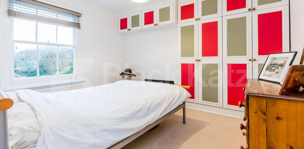 			D, 2 Bedroom, 1 bath, 1 reception Flat			 Middle Lane, Crouch End