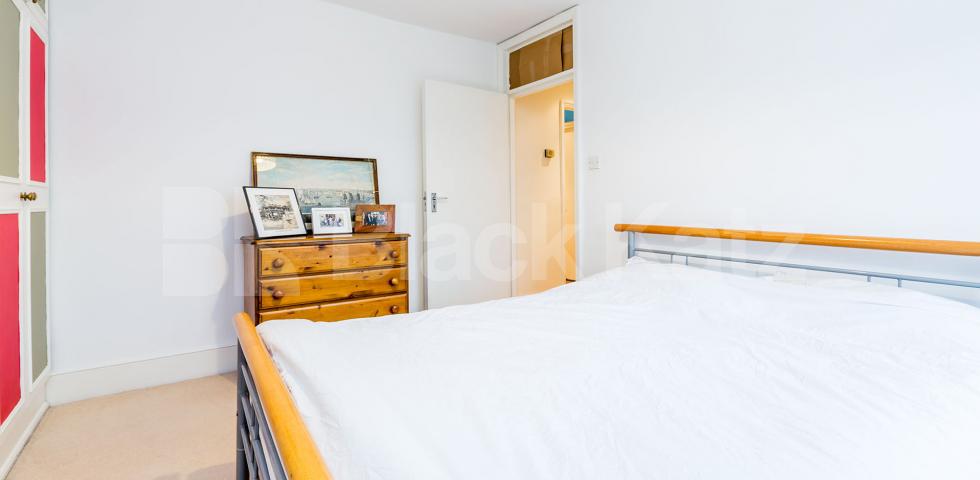 			D, 2 Bedroom, 1 bath, 1 reception Flat			 Middle Lane, Crouch End