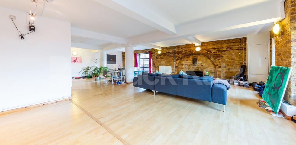 			NEW INSTRUCTION!, Studio Apartment, 1 bath, 1 reception Apartment			 SPRINGFIELD HOUSE LOFTS-TYSSEN STREET, DALSTON-HAGGERSTON-SHOREDITCH