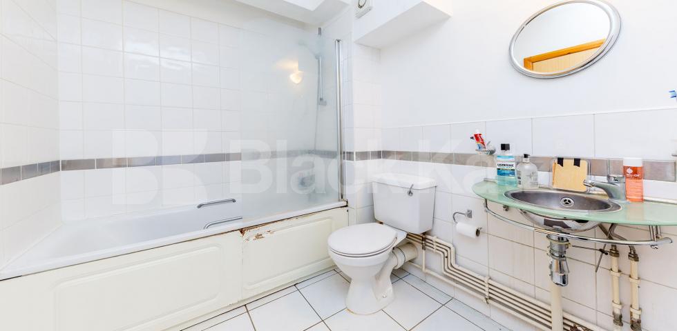 			NEW INSTRUCTION!, Studio Apartment, 1 bath, 1 reception Apartment			 SPRINGFIELD HOUSE LOFTS-TYSSEN STREET, DALSTON-HAGGERSTON-SHOREDITCH