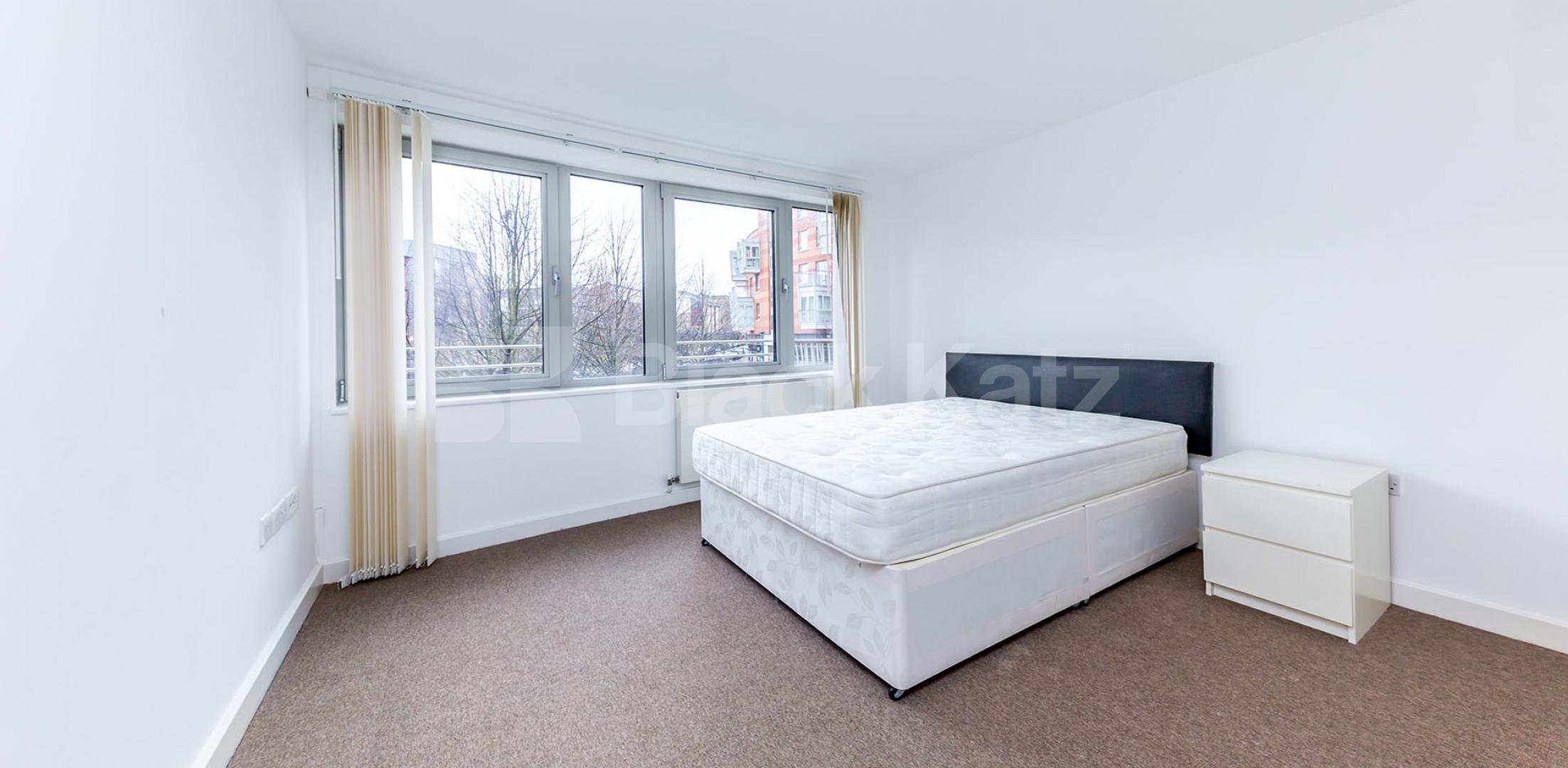 			2 Bedroom, 1 bath, 1 reception Flat			 Eden Grove , HOLLOWAY 