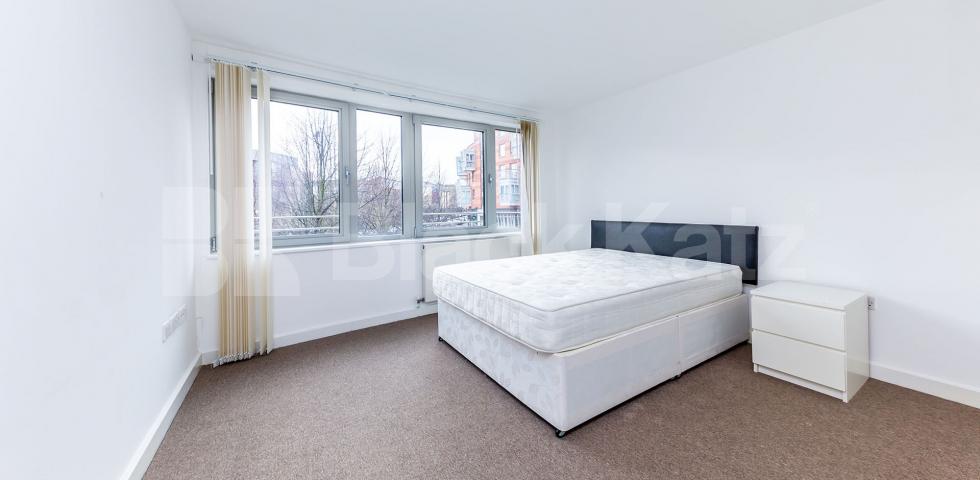 			2 Bedroom, 1 bath, 1 reception Flat			 Eden Grove , HOLLOWAY 