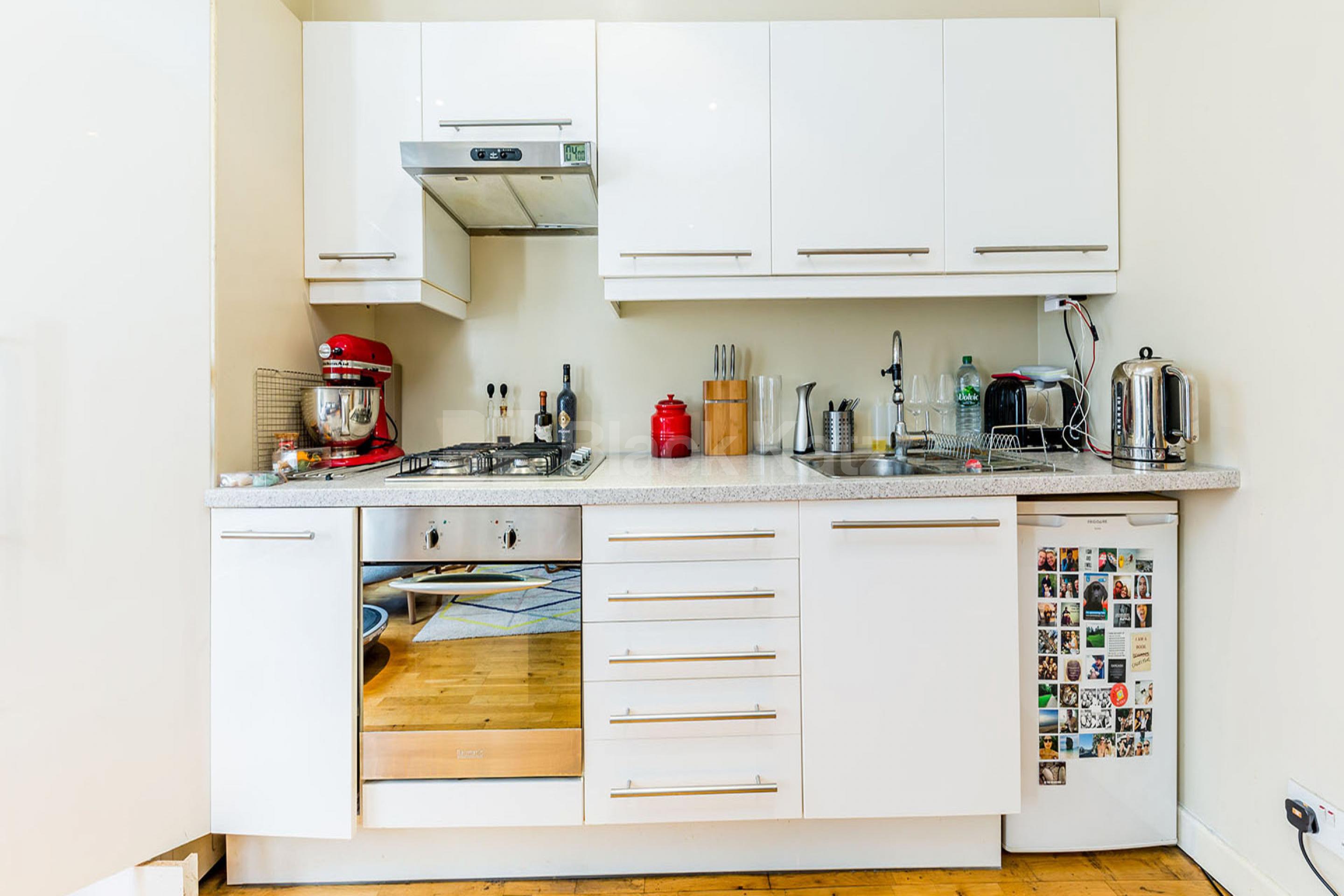 Bright and airy property located a short walk to Highbury & Islington Station  Upper Street , Highbury & Islington  N1