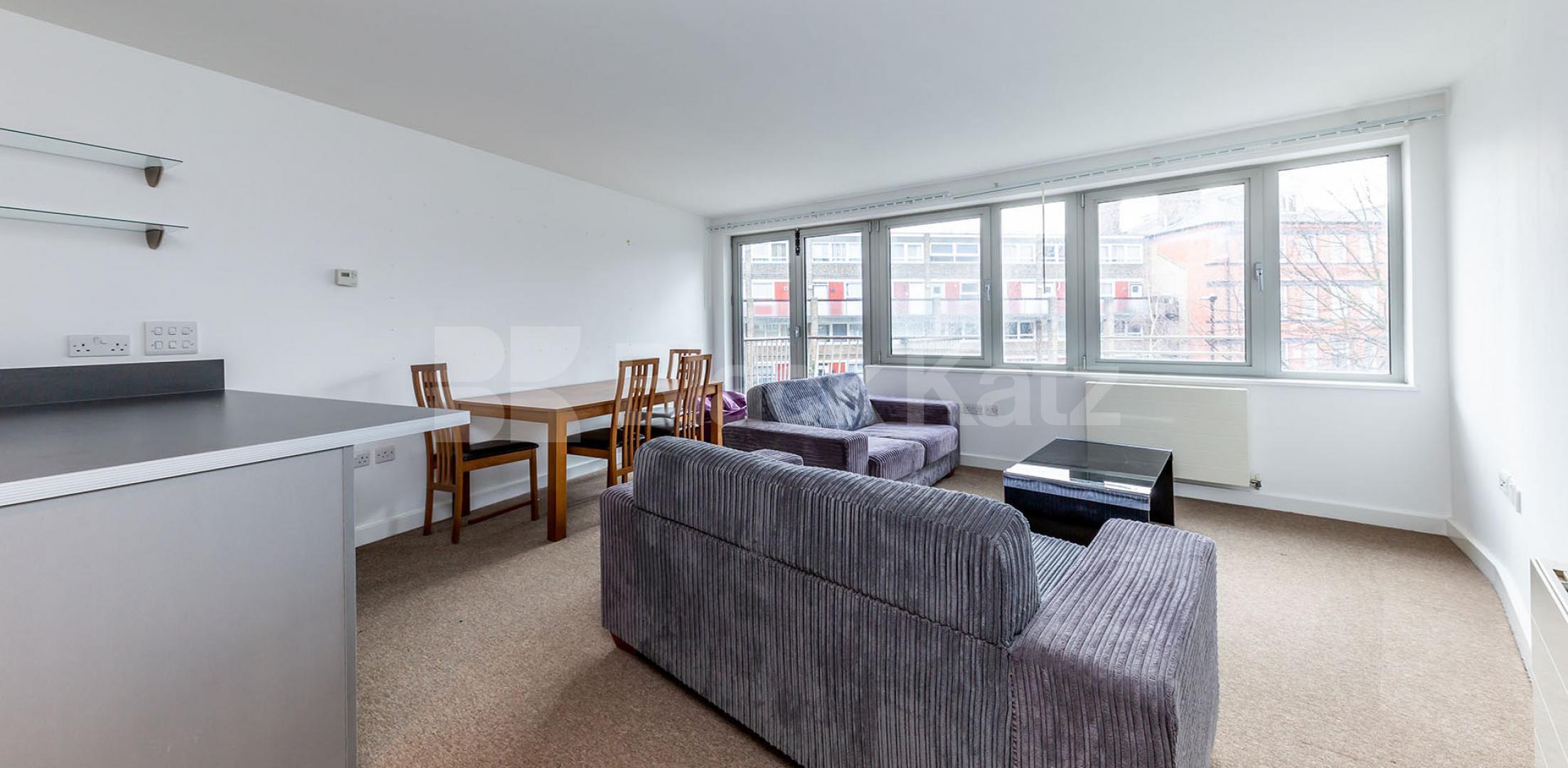 			1 Bedroom, 1 bath, 1 reception Apartment			 Eden Grove N7, HOLLOWAY 