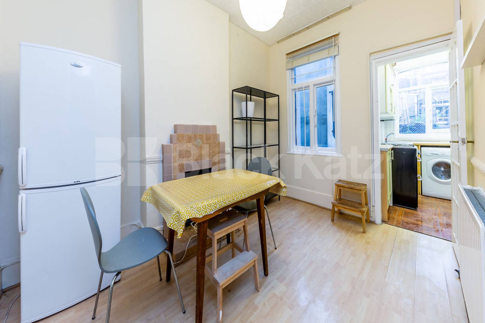 A large three bedroom maisonette set with in a conversion on Chapel Market Chapel Market, N1, Angel