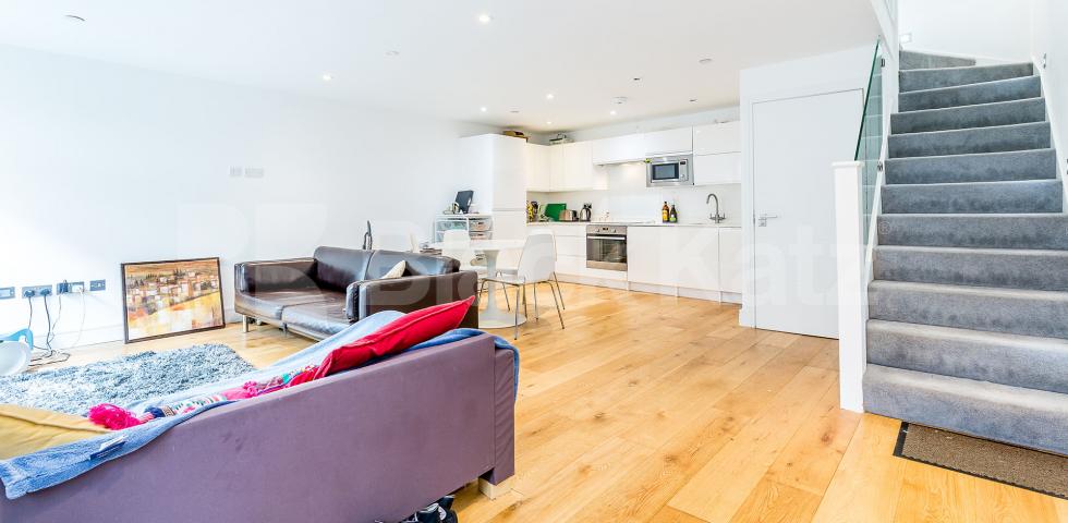 			Amazing Mews House !, 3 Bedroom, 1 bath, 1 reception Mews House			 Omega Terrace High Road, Wood Green