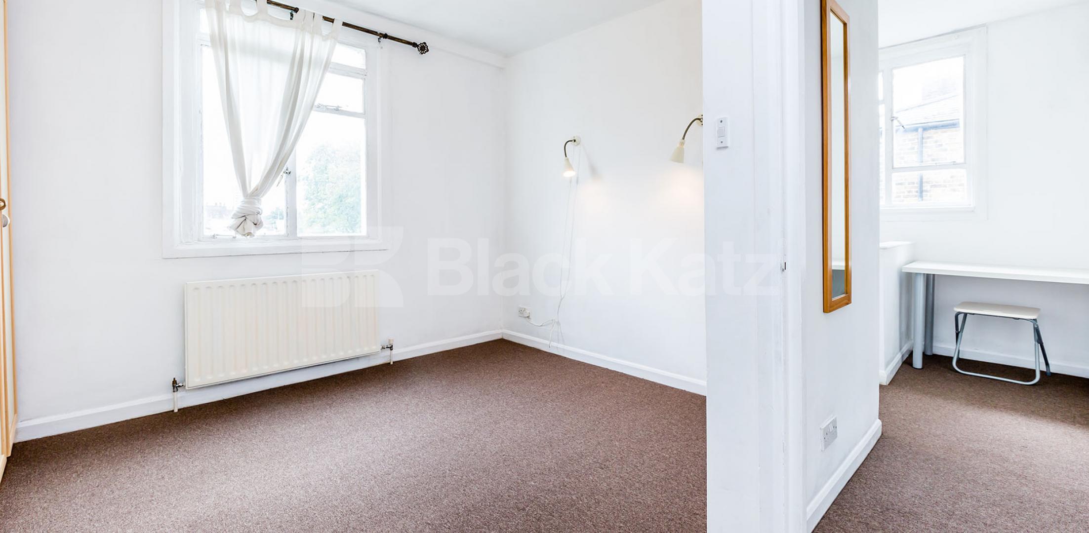 Tranquil 1 Bedroom Flat in Southgate Road N1
