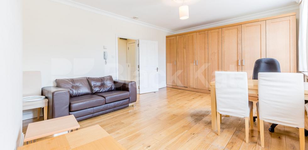 			AMAZING LOCATION!, Studio Apartment, 1 bath, 1 reception Flat			 St Chad Street, KINGS CROSS WC1H