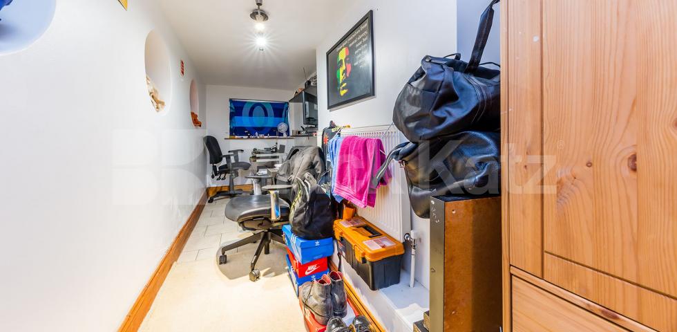 			Coleridge School Catchment !, 2 Bedroom, 1 bath, 1 reception Ground Floor Flat			 Christchurch Rd, Crouch End