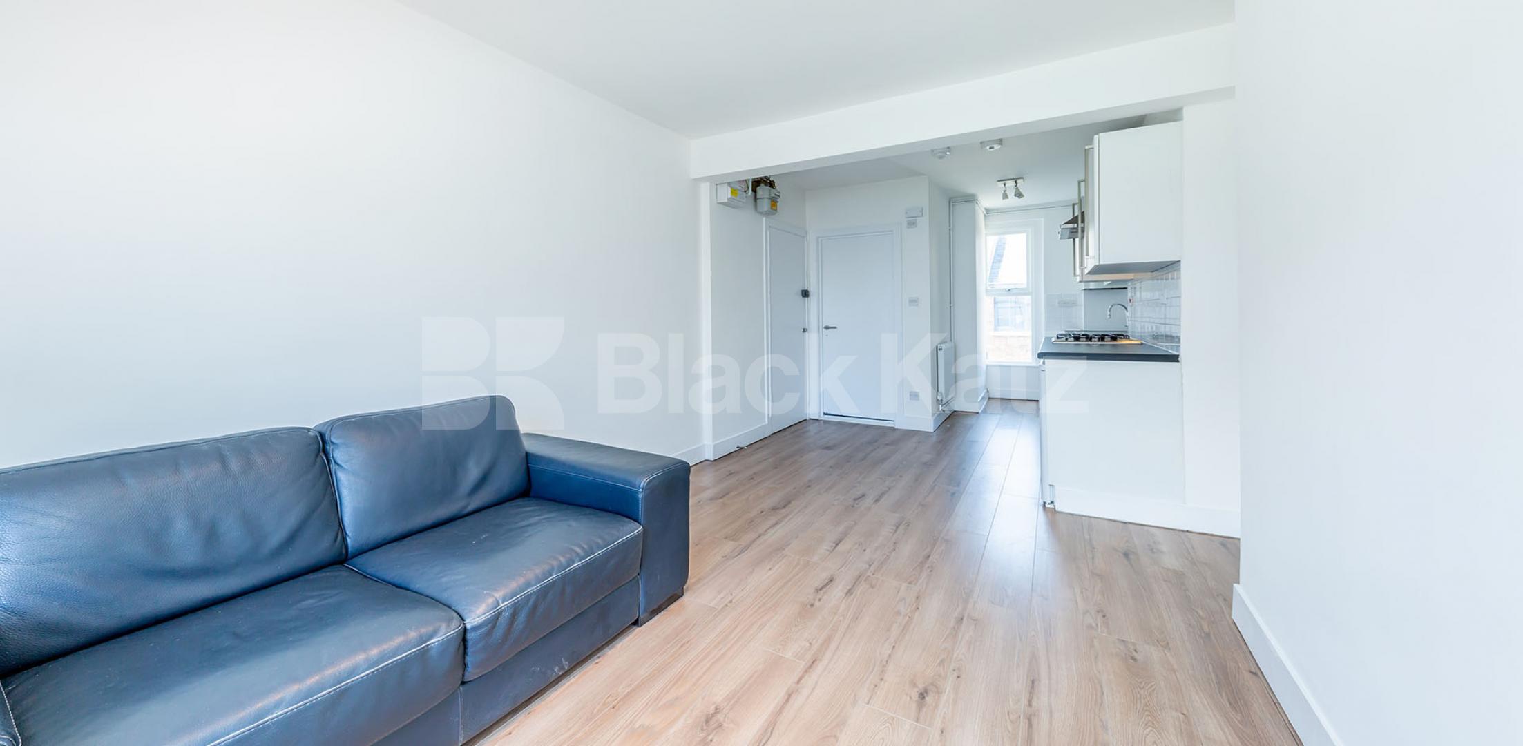 			SPACIOUS STUDIO APARTMENT, Studio Apartment, 1 bath, 1 reception Flat			 TEMPLE STREET, BETHNAL GREEN-HACKNEY-LONDON FIELDS