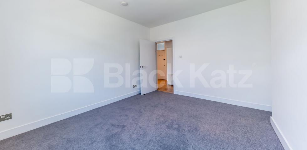 			NEW INSTRUCTION, 2 Bedroom, 1 bath, 1 reception Apartment			 TEMPLE STREET, BETHNAL GREEN-HACKNEY-LONDON FIELDS