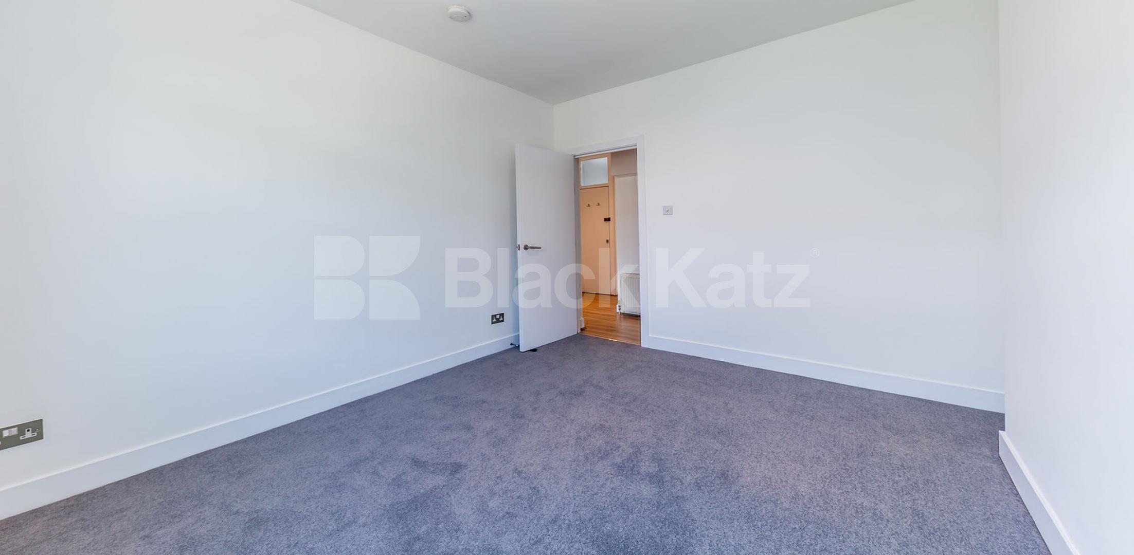 			NEW INSTRUCTION, 2 Bedroom, 1 bath, 1 reception Apartment			 TEMPLE STREET, BETHNAL GREEN-HACKNEY-LONDON FIELDS