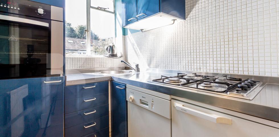 			Rent inclusive of gas and electricity!, 1 Bedroom, 1 bath, 1 reception Flat			 Birchington Road, Crouch End