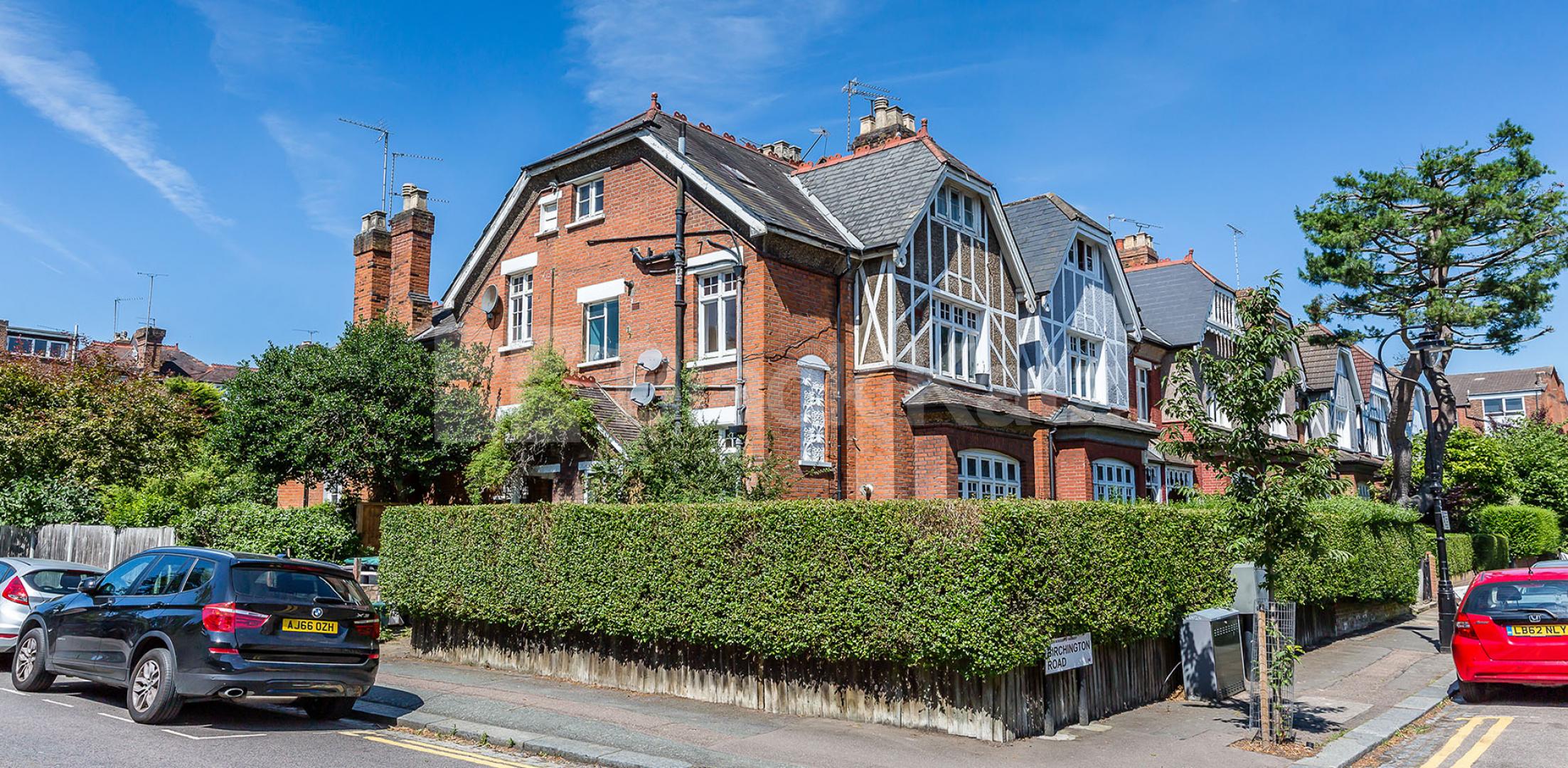 			Rent inclusive of gas and electricity!, 1 Bedroom, 1 bath, 1 reception Flat			 Birchington Road, Crouch End