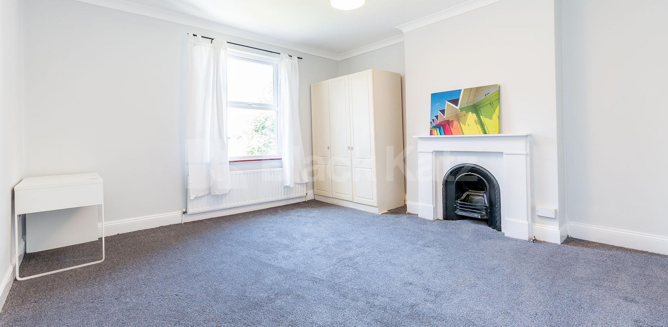 			Great 2 Double Bed Apartment !!!, 2 Bedroom, 1 bath, 1 reception Flat			 Ferme Park Road, Crouch End, N8