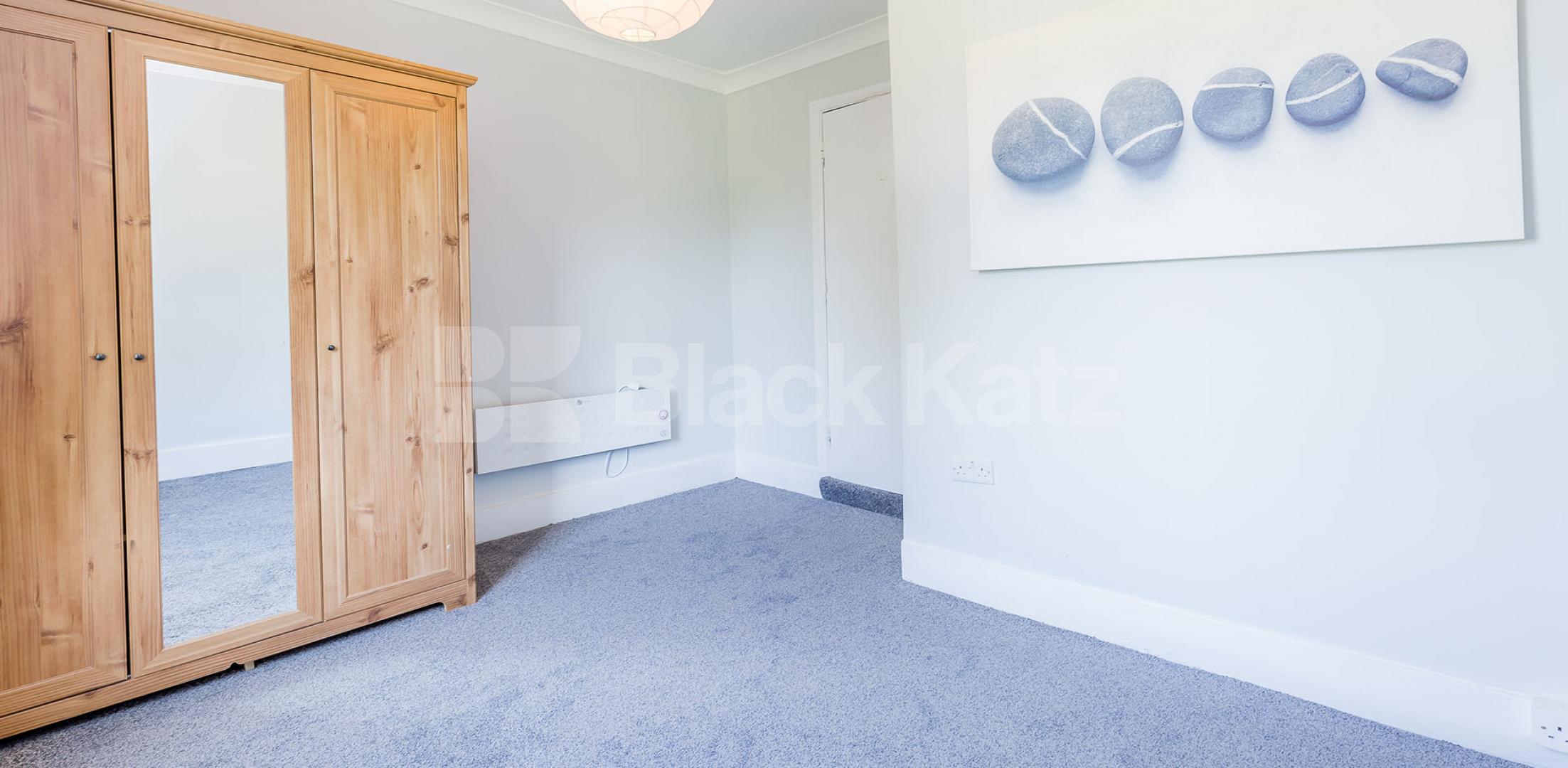 			Great 2 Double Bed Apartment !!!, 2 Bedroom, 1 bath, 1 reception Flat			 Ferme Park Road, Crouch End, N8