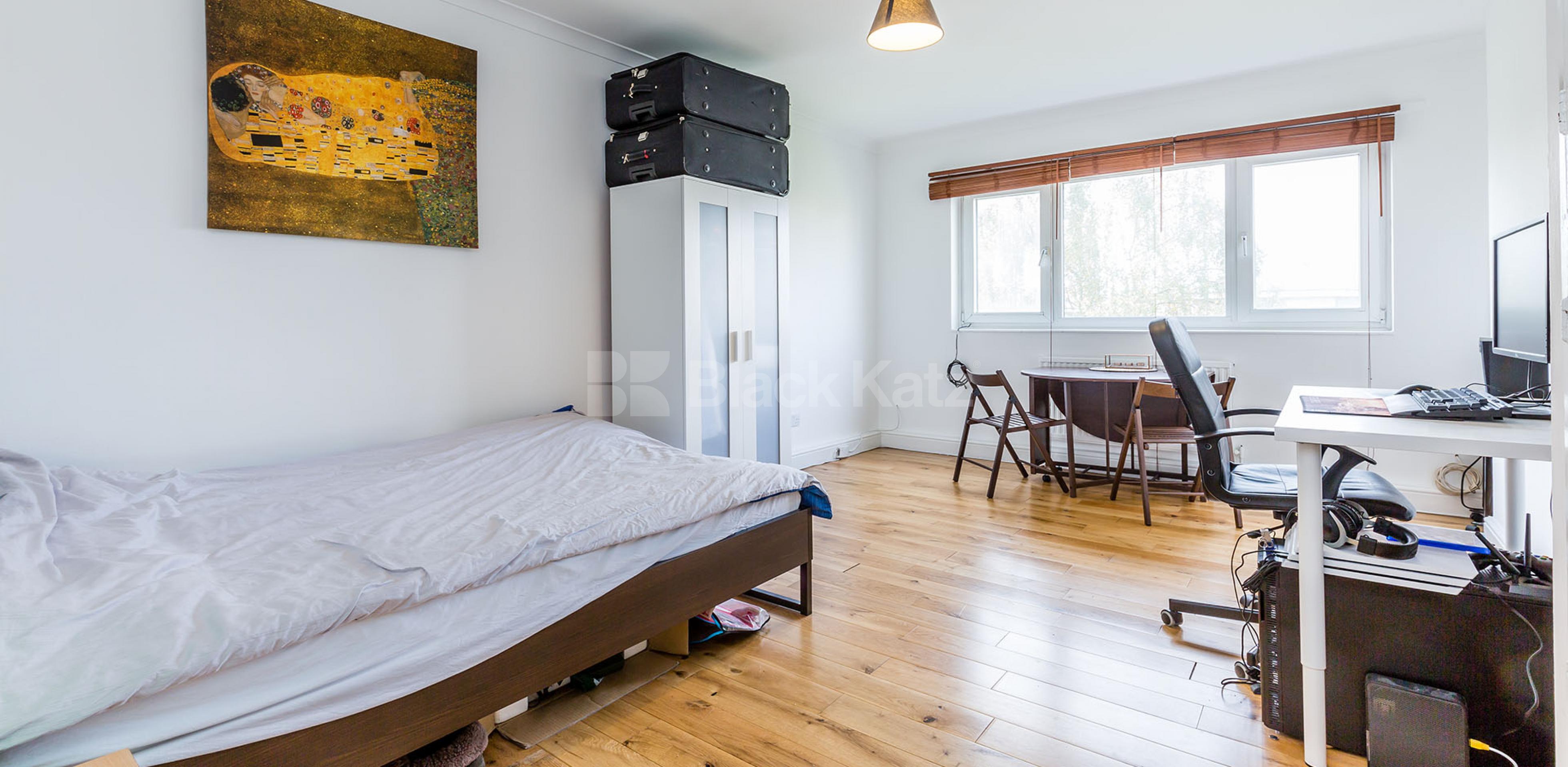 			NEW INSTRUCTION!, Studio Apartment, 1 bath, 1 reception Flat			 Leirum Street, ANGEL - KINGS CROSS N1