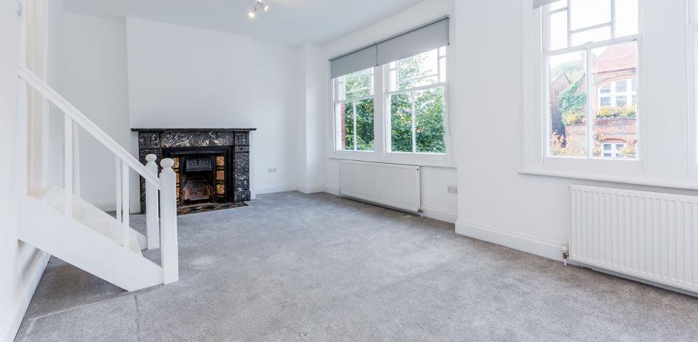 Stunning three double bedrooom set in a period conversion with a garden Alexandra Gardens , Muswell Hill