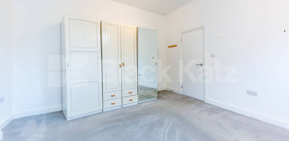 Muswell Hill primary school catchment, 2 Bedroom, 1 bath, 1 reception Flat			 Alexandra Gardens, Muswell Hill