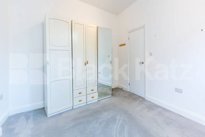 On a sought after Road in Muswell Hill a stunning 2 bedroom property with garden Alexandra Gardens, Muswell Hill