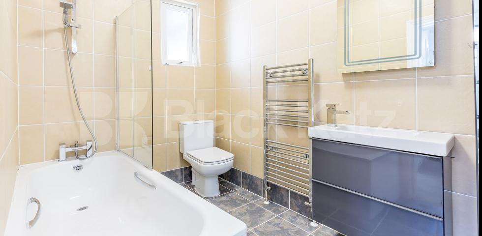 Muswell Hill primary school catchment, 2 Bedroom, 1 bath, 1 reception Flat			 Alexandra Gardens, Muswell Hill