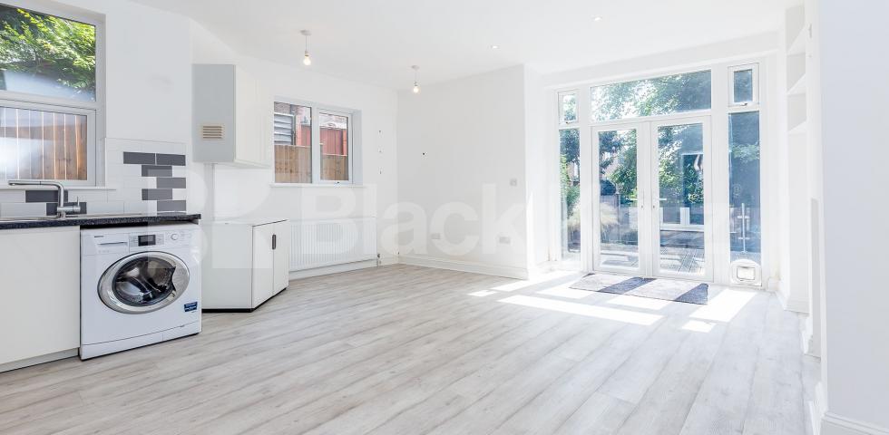 Muswell Hill primary school catchment, 2 Bedroom, 1 bath, 1 reception Flat			 Alexandra Gardens, Muswell Hill