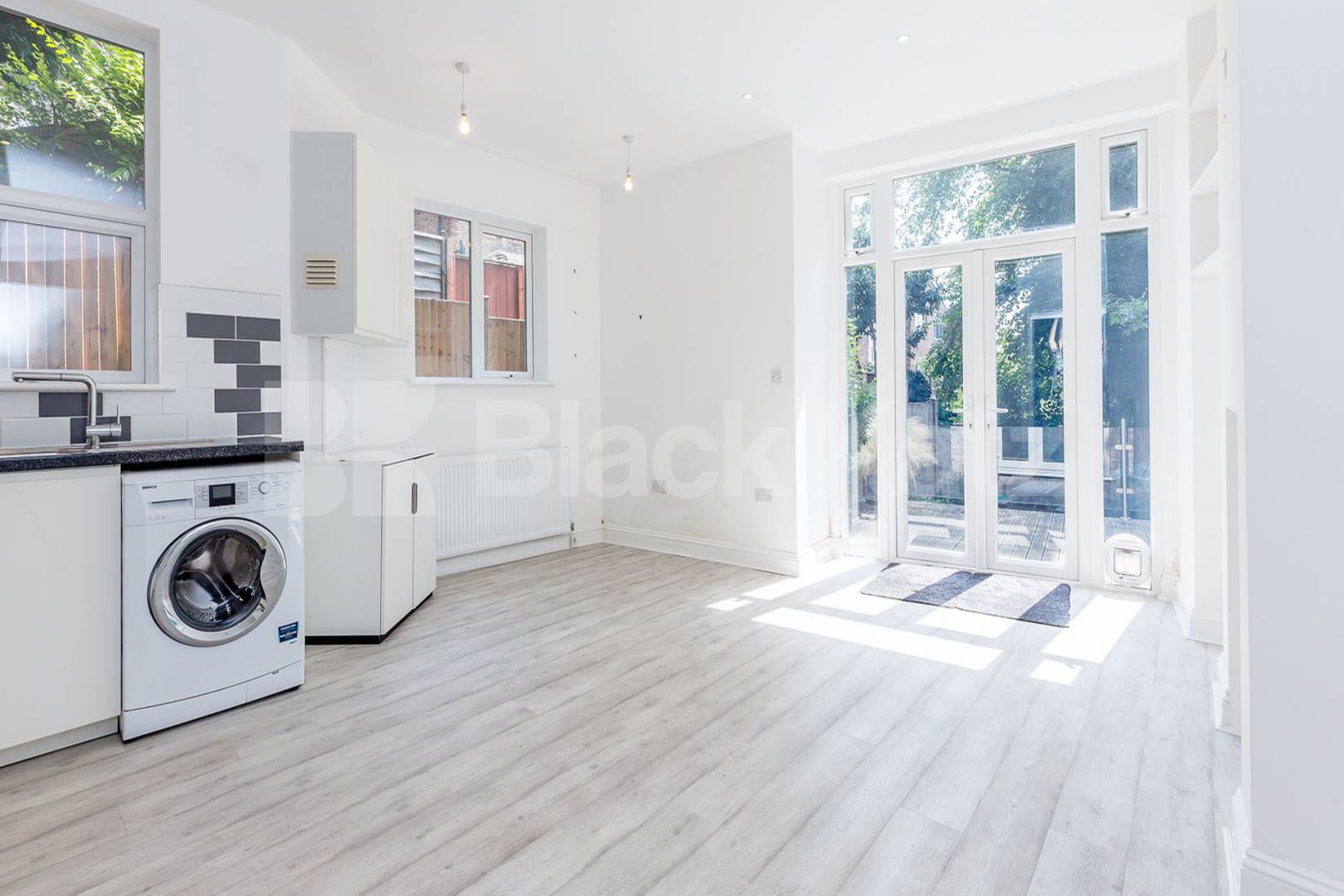 On a sought after Road in Muswell Hill a stunning 2 bedroom property with garden Alexandra Gardens, Muswell Hill