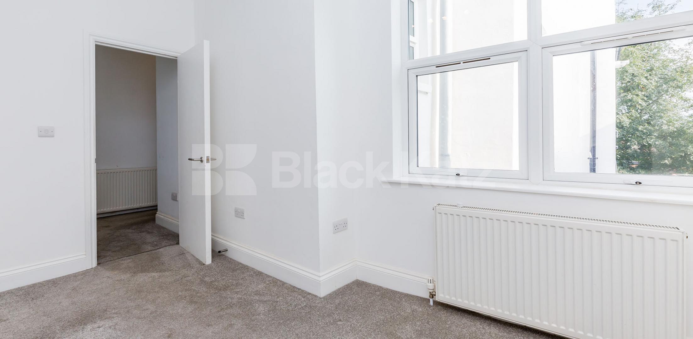 Stunning three double bedrooom set in a period conversion with a garden Alexandra Gardens , Muswell Hill