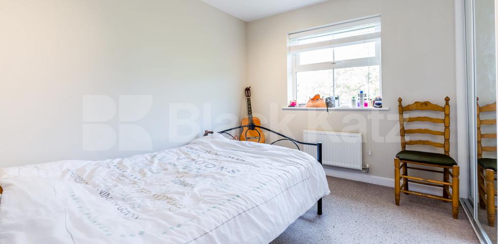 			2 Bedroom, 1 bath, 1 reception Apartment			 Gilson Place , Muswell Hill