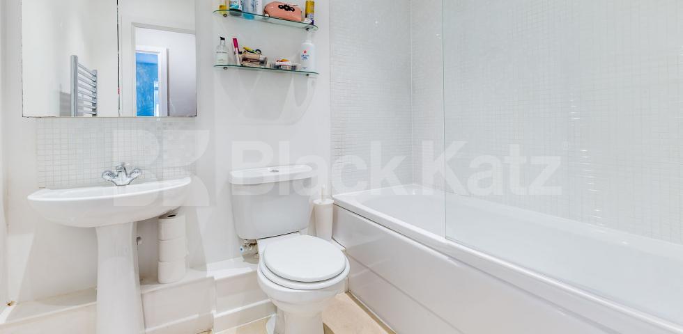 			2 Bedroom, 1 bath, 1 reception Apartment			 Gilson Place , Muswell Hill