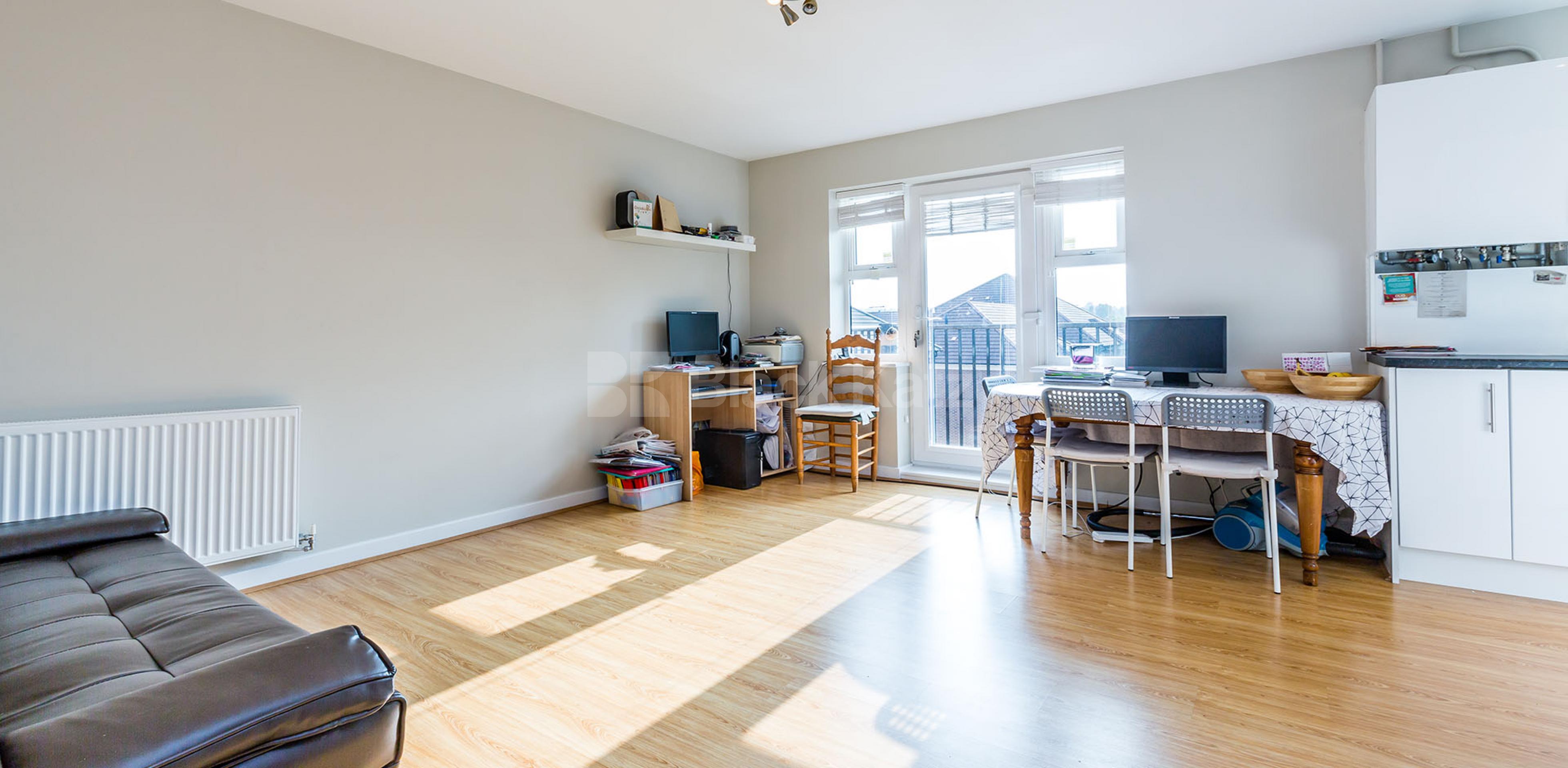 			2 Bedroom, 1 bath, 1 reception Apartment			 Gilson Place , Muswell Hill N10