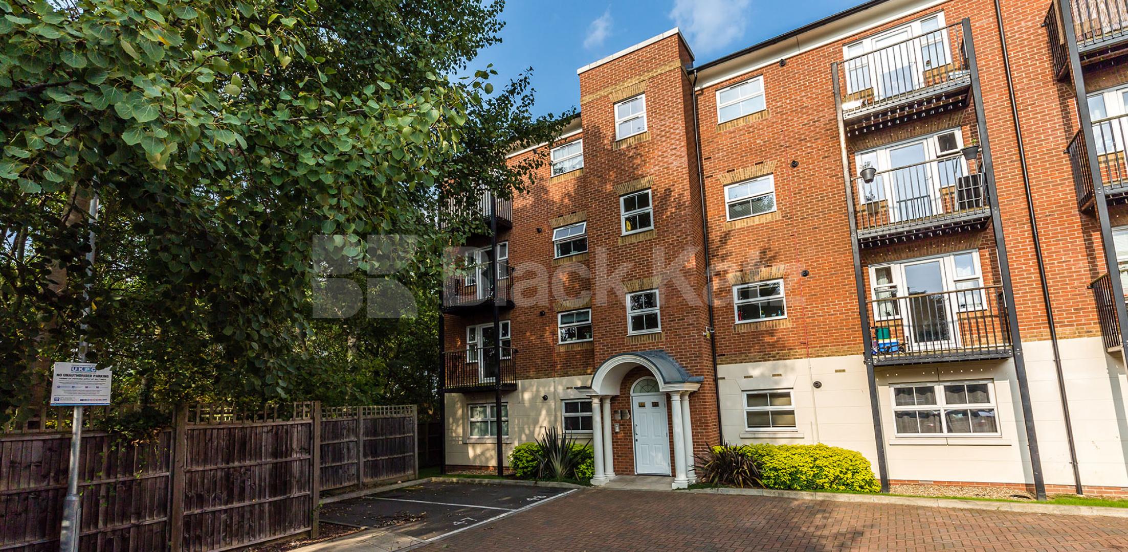 			2 Bedroom, 1 bath, 1 reception Apartment			 Gilson Place , Muswell Hill