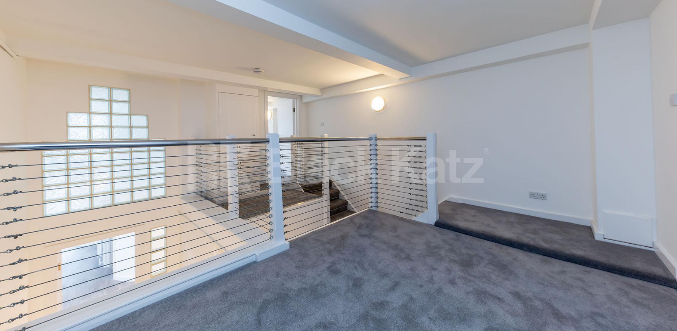 			STUNNING 2 BEDROOM WAREHOUSE APARTMENT, 2 Bedroom, 1 bath, 1 reception Apartment			 EAGLE HOUSE-EAGLE WHARF ROAD, OLD STREET-SHOREDITCH