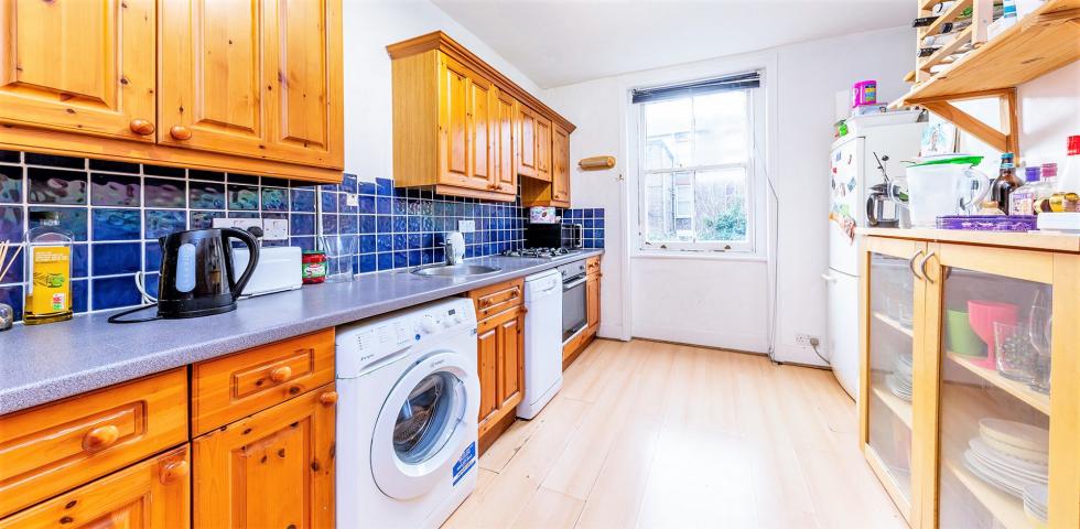 			3 Bedroom, 1 bath, 1 reception Flat			 Portnall Road , QUEENS PARK