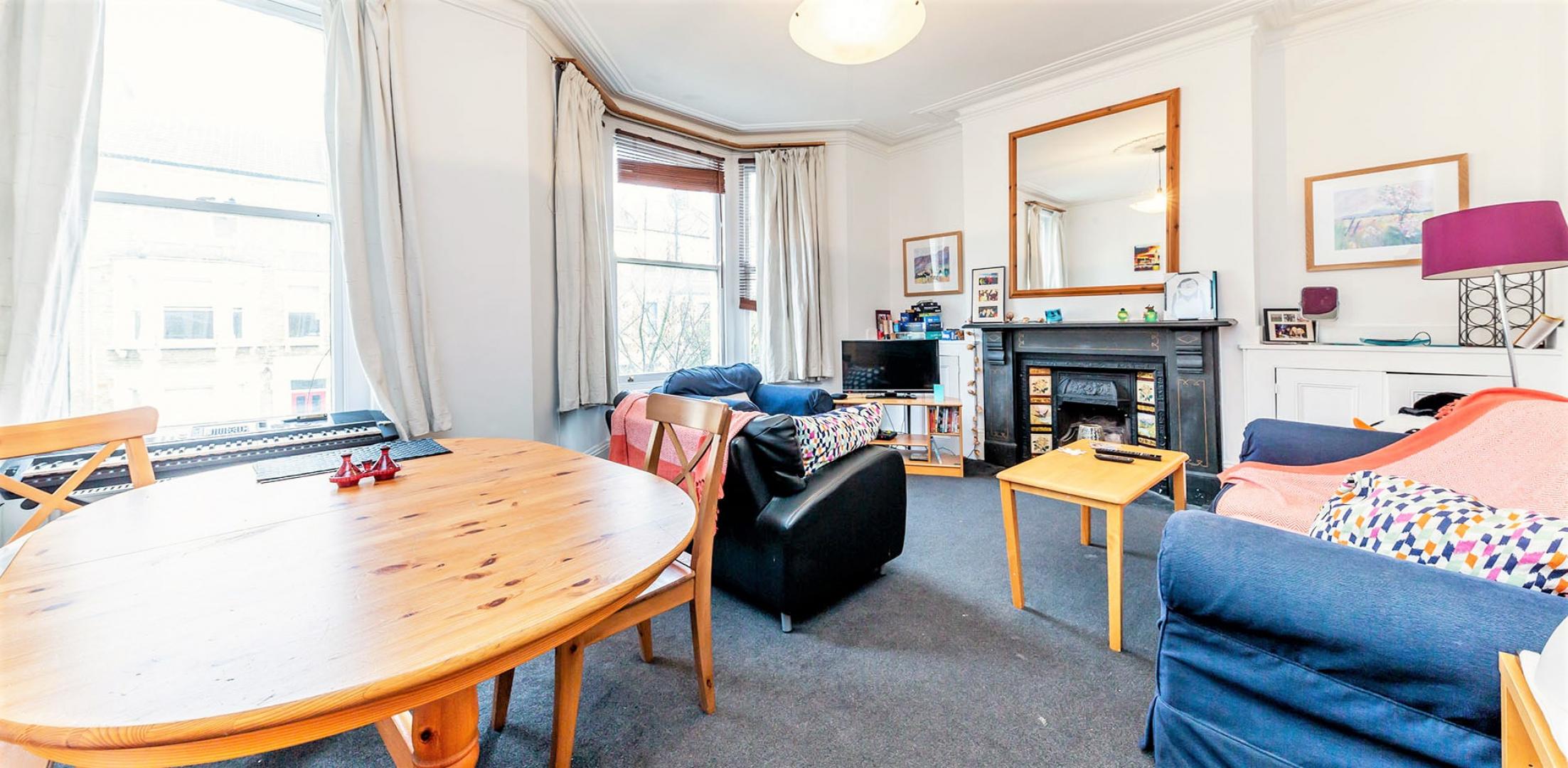 			3 Bedroom, 1 bath, 1 reception Flat			 Portnall Road , QUEENS PARK