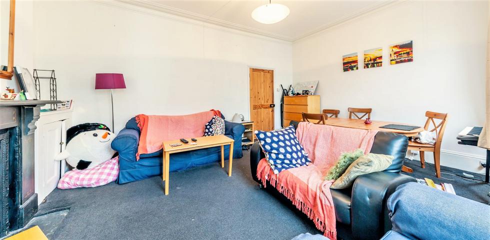 			3 Bedroom, 1 bath, 1 reception Flat			 Portnall Road , QUEENS PARK