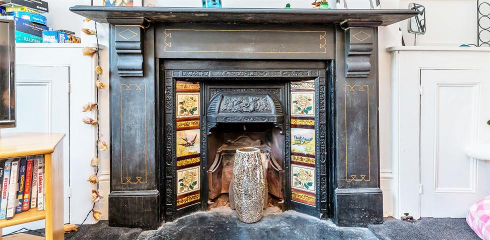 			3 Bedroom, 1 bath, 1 reception Flat			 Portnall Road , QUEENS PARK