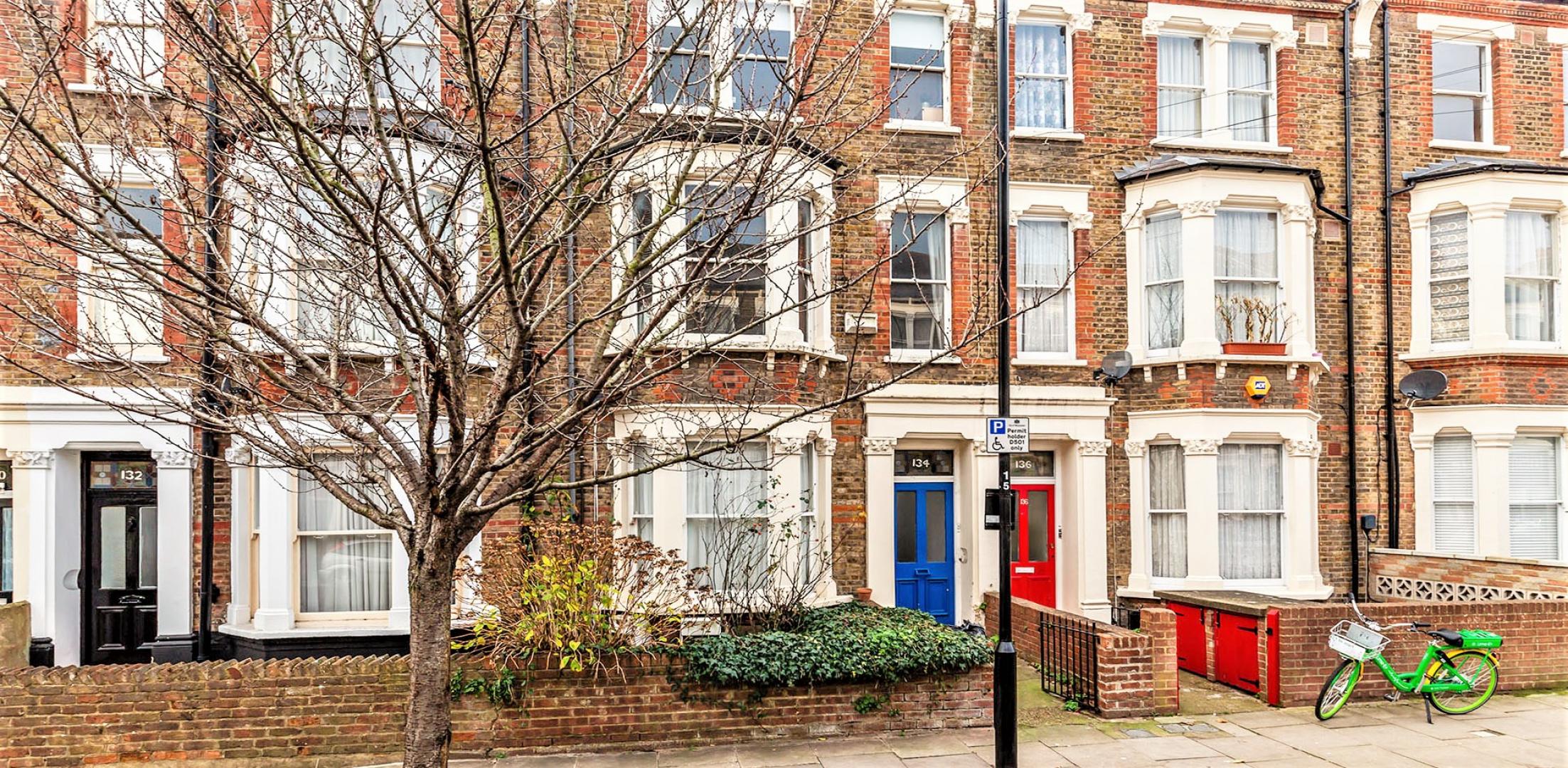 			3 Bedroom, 1 bath, 1 reception Flat			 Portnall Road , QUEENS PARK