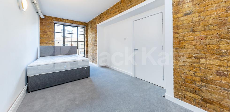 			2 BED 2 BATH WAREHOUSE APARTMENT , 2 Bedroom, 1 bath, 1 reception Apartment			 SPRINGFIELD HOUSE LOFTS-TYSSEN STREET, DALSTON/HAGGERSTON