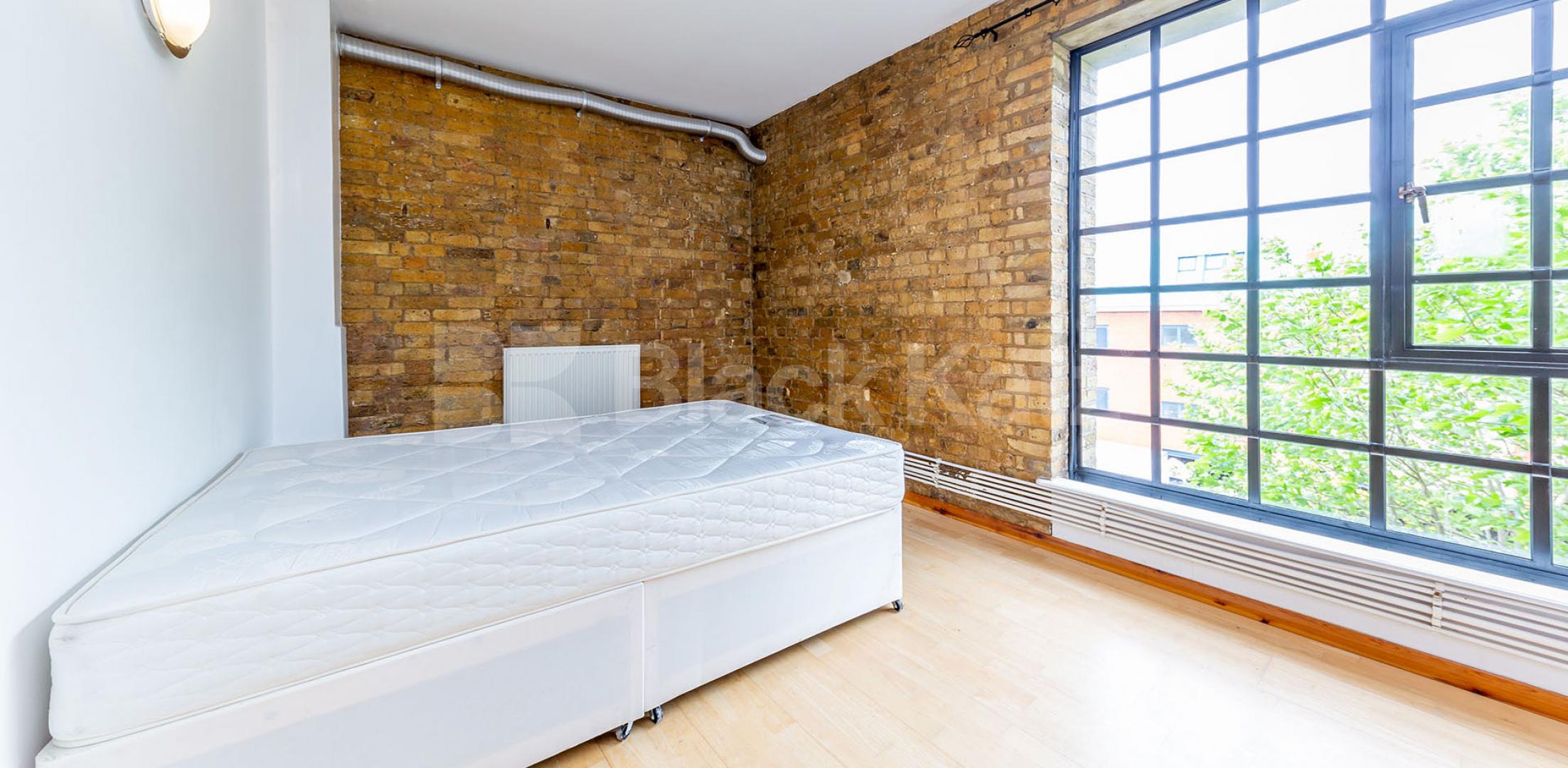 			PERFECT FOR 3 SHARERS!, 3 Bedroom, 1 bath, 1 reception Flat			 SPRINGFIELD HOUSE LOFTS-TYSSEN STREET, DALSTON-HAGGERSTON-SHOREDITCH
