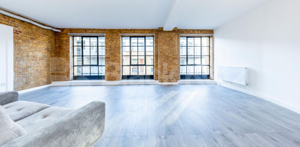 			2 BED 2 BATH WAREHOUSE APARTMENT , 2 Bedroom, 1 bath, 1 reception Apartment			 SPRINGFIELD HOUSE LOFTS-TYSSEN STREET, DALSTON/HAGGERSTON