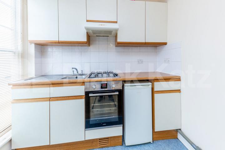 Located in Angel is this charming 1 bedroom property close to Angel Station  Chapel Market, Angel