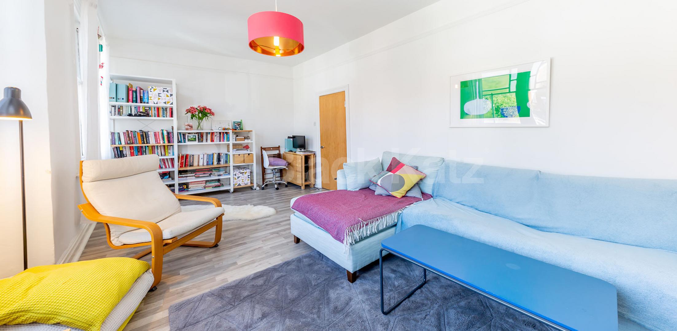 			2 Bedroom, 1 bath, 1 reception Maisonette			 Alexandra Gardens, Muswell Hill