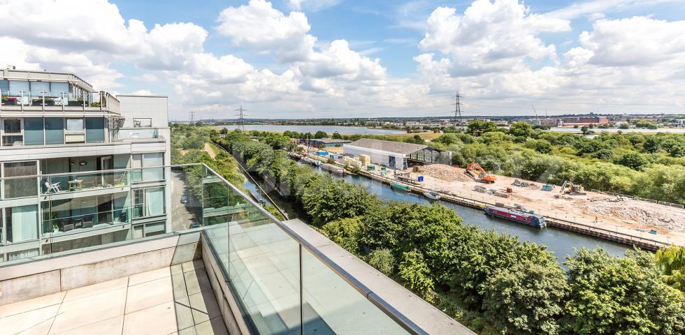 Penthouse 2 bedroom 2 bathroom with terrace Crane Heights, Waterside way, Tottenham hale