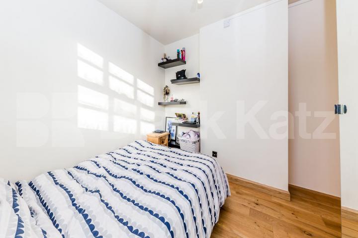 located on Chapel Market a modern and stylish 1 bedroom property with balcony Chapel Market, Angel