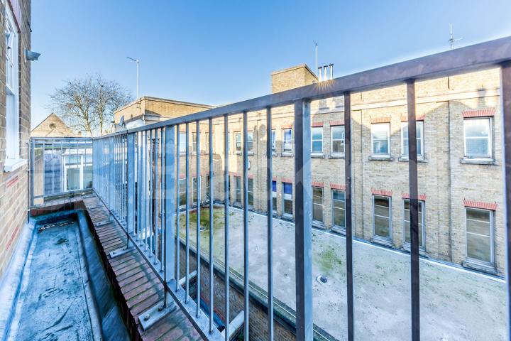 located on Chapel Market a modern and stylish 1 bedroom property with balcony Chapel Market, Angel