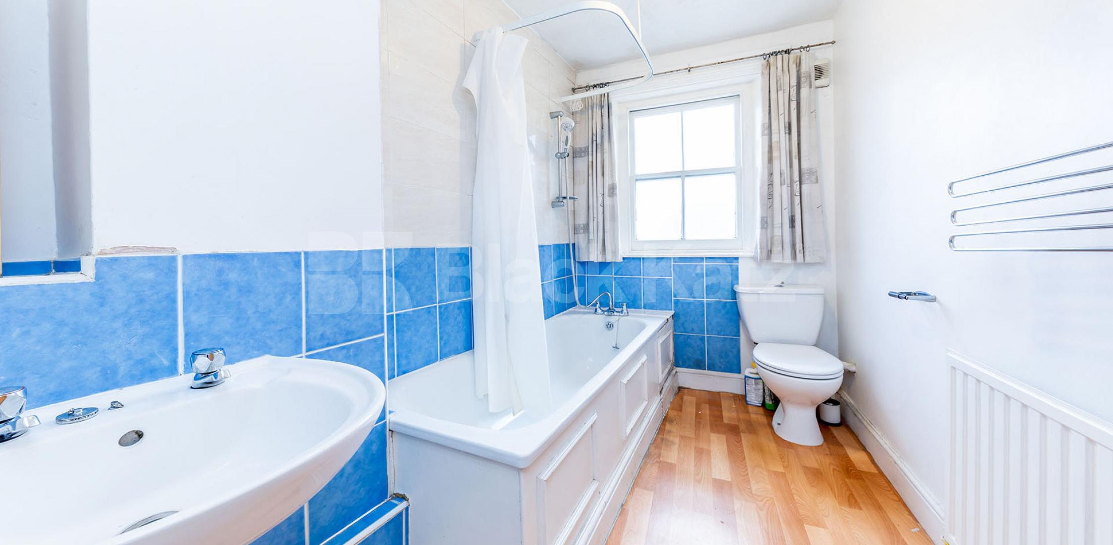 			Huge apartment, 2 Bedroom, 1 bath, 1 reception Flat			 Topsfield Parade, Crouch End