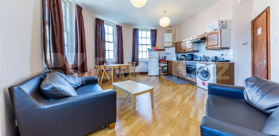 			NEW INSTRUCTION!, 2 Bedroom, 1 bath, 1 reception Apartment			 High Road, Wood Green 