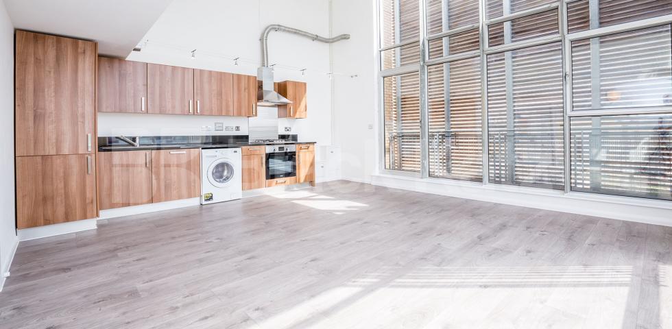 			STUNNING WAREHOUSE APARTMENT, 2 Bedroom, 1 bath, 1 reception Flat			 ABILITY PLAZA-KINGSLAND ROAD, DALSTON/HAGGERSTON