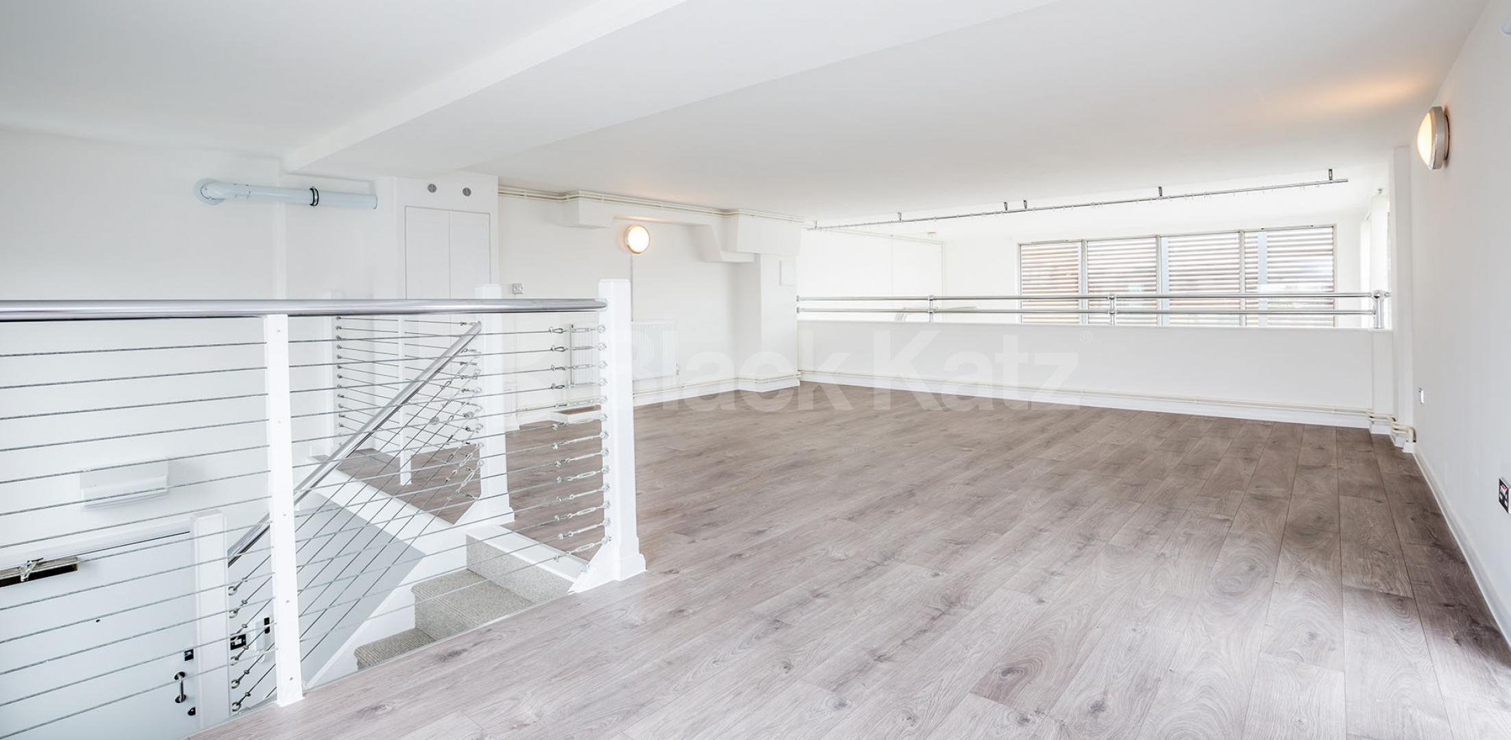 			STUNNING WAREHOUSE APARTMENT, 2 Bedroom, 1 bath, 1 reception Flat			 ABILITY PLAZA-KINGSLAND ROAD, DALSTON/HAGGERSTON